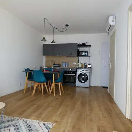 Appart' Cozy Centre 아파트 칸느